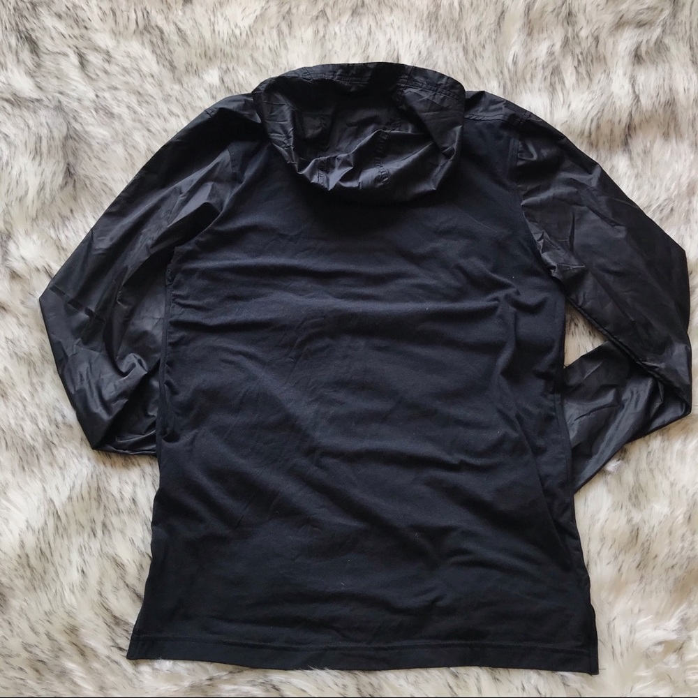 Under Armour lightweight woven 1/2 zip hoodie - Picture 4 of 7